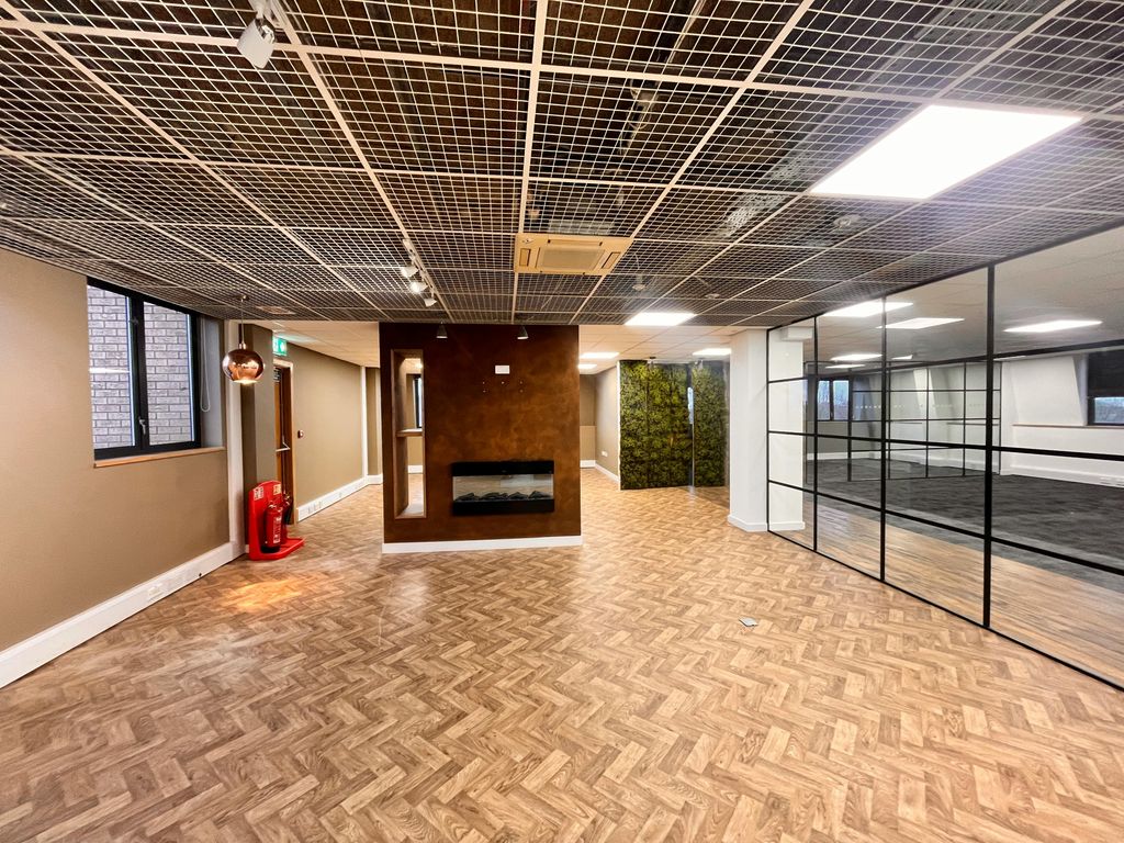 Property photo 2 of 14 Image00008.Jpeg