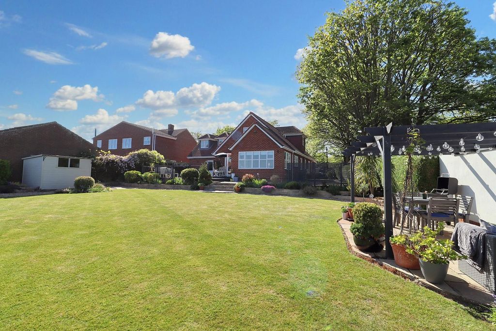 Property photo 2 of 46