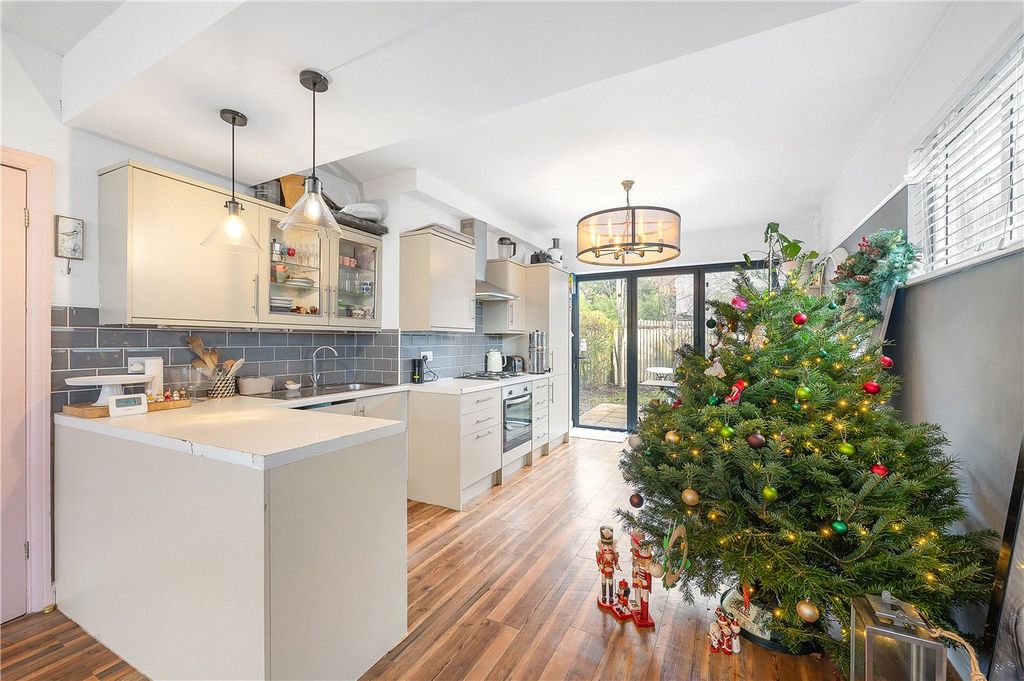 Property photo 3 of 13 Picture No. 04