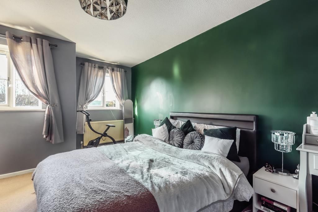 Property photo 3 of 15 Bedroom