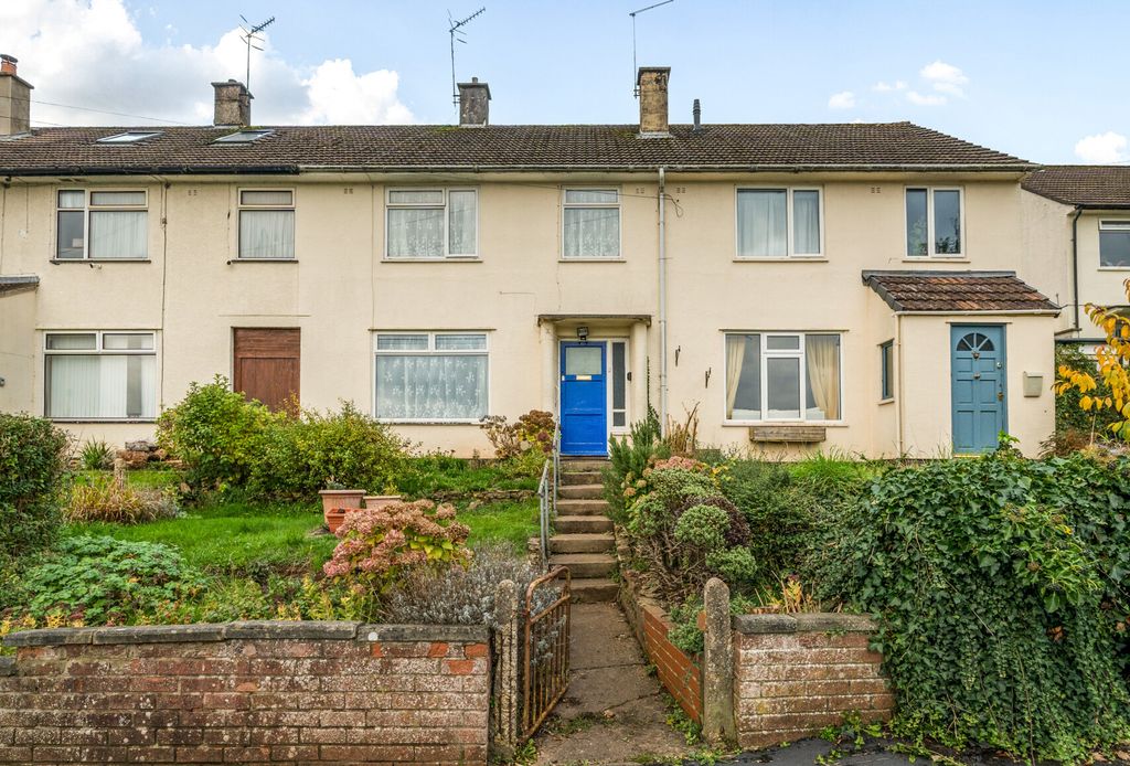 Property photo 2 of 13 1376838-1-690cc7E...