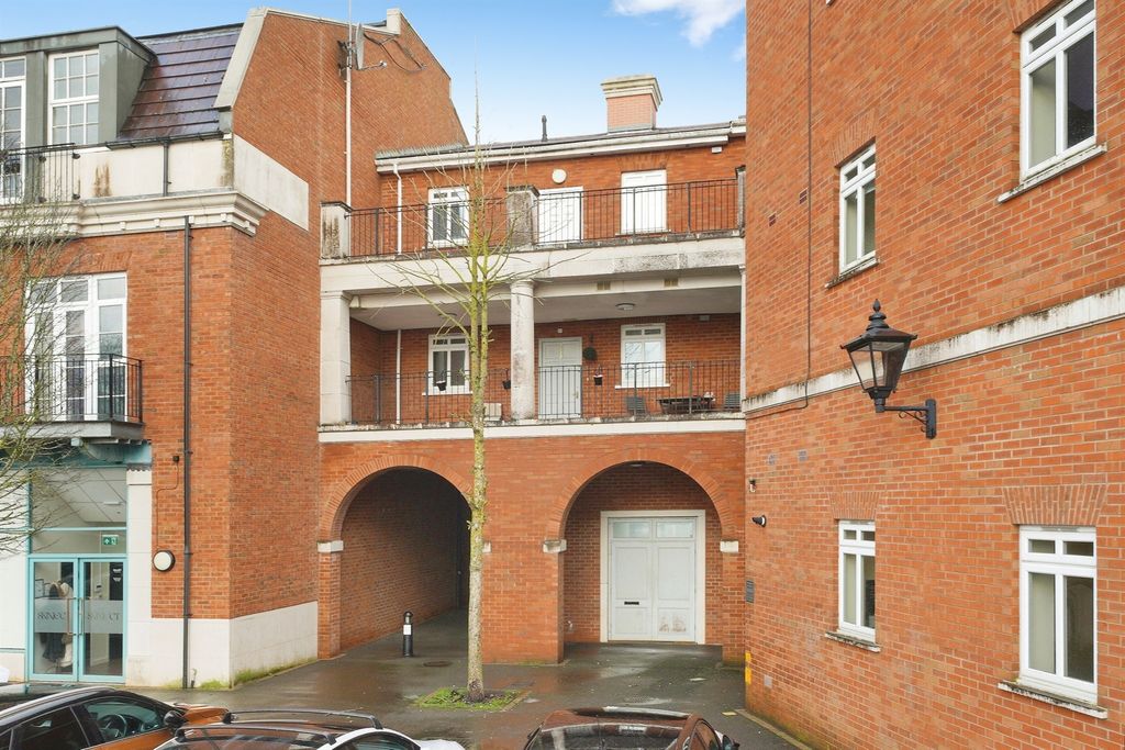 Property photo 1 of 19