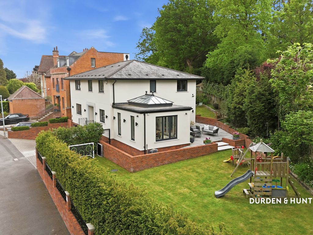 Property photo 1 of 44