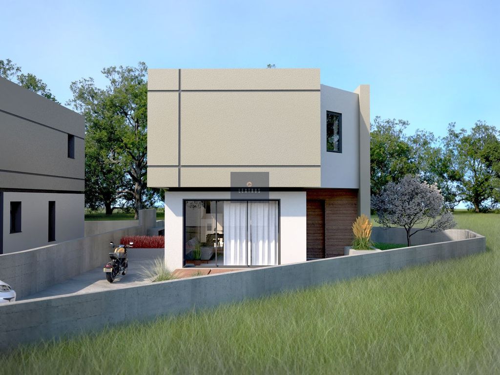 Property photo 3 of 5