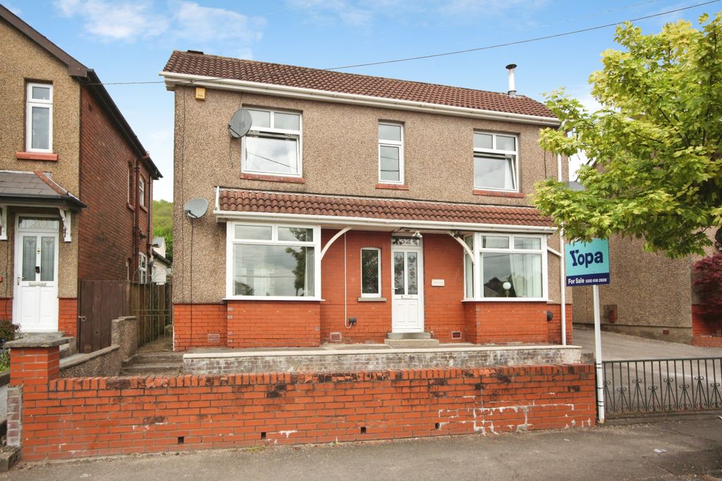 Property photo 2 of 40 Img_0261