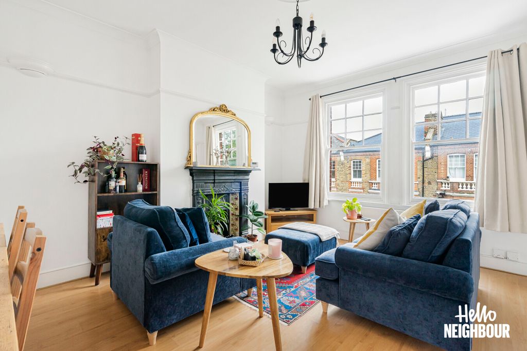 Property photo 2 of 17 Photo 1