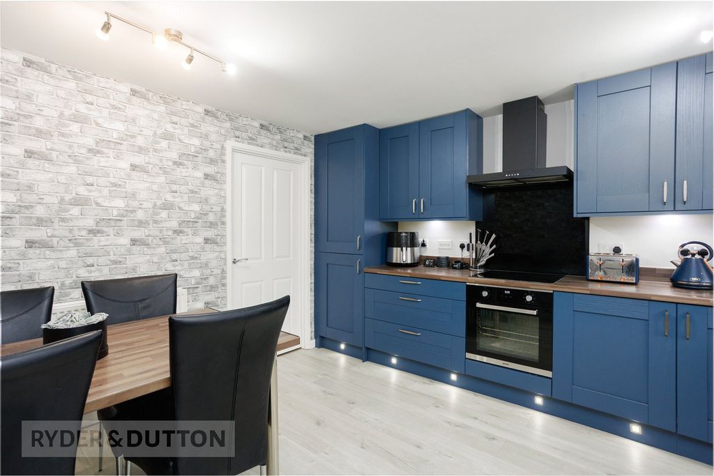 Property photo 2 of 20 Kitchen/Diner