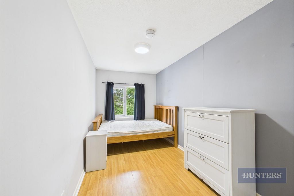 Property photo 2 of 8 Cam05152G0-Pr0173-Still001.Jpg