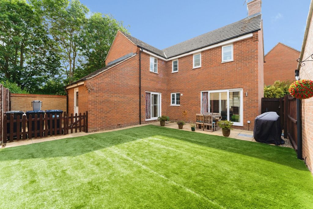 Property photo 1 of 33 Pbox-Img.Jpg