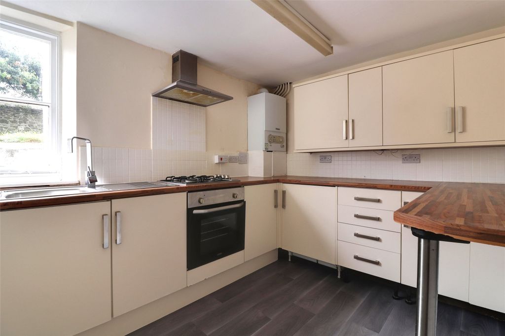 Property photo 1 of 11 Picture No. 32