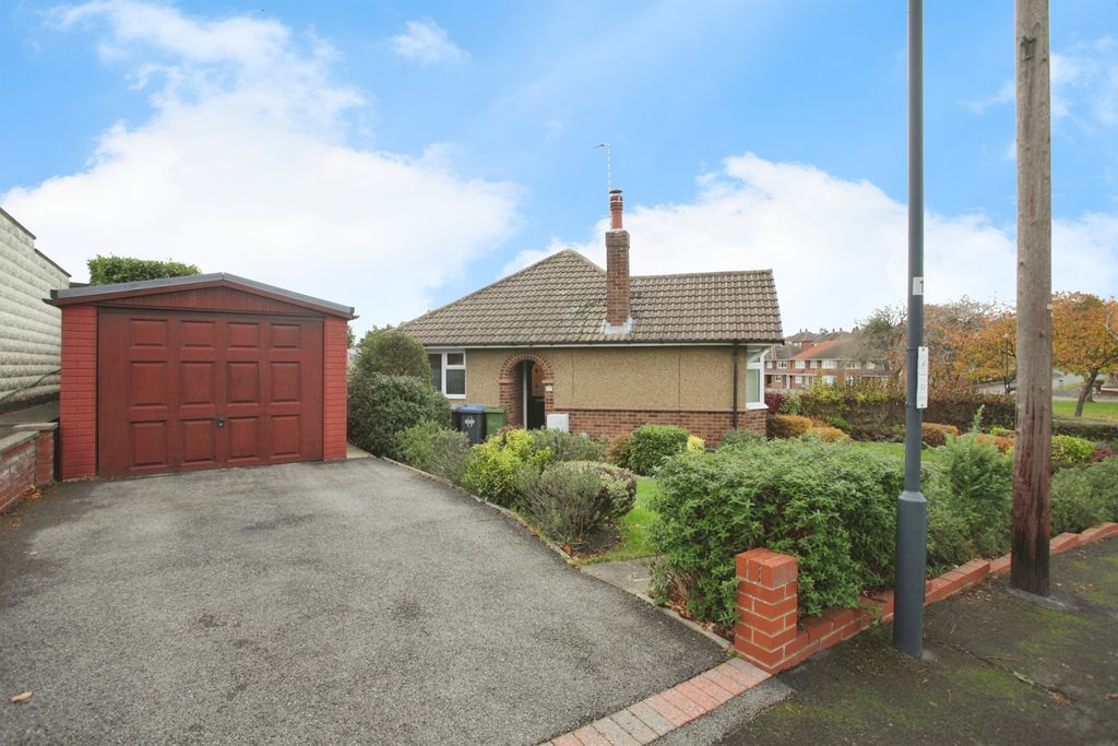 Property photo 3 of 16