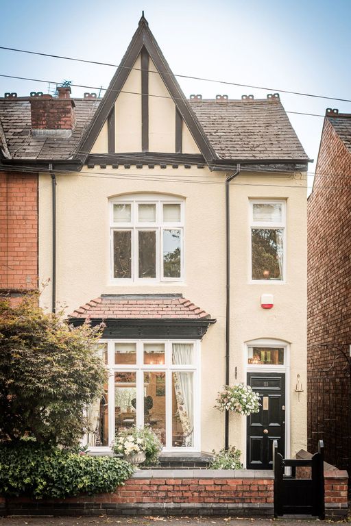 Property photo 2 of 51