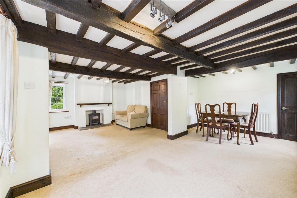 Property photo 3 of 22 Dining Area