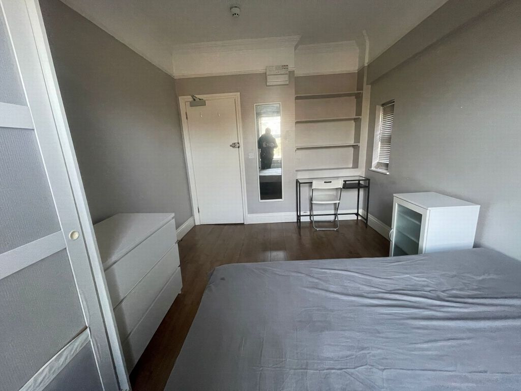 Property photo 2 of 6 Photo 2