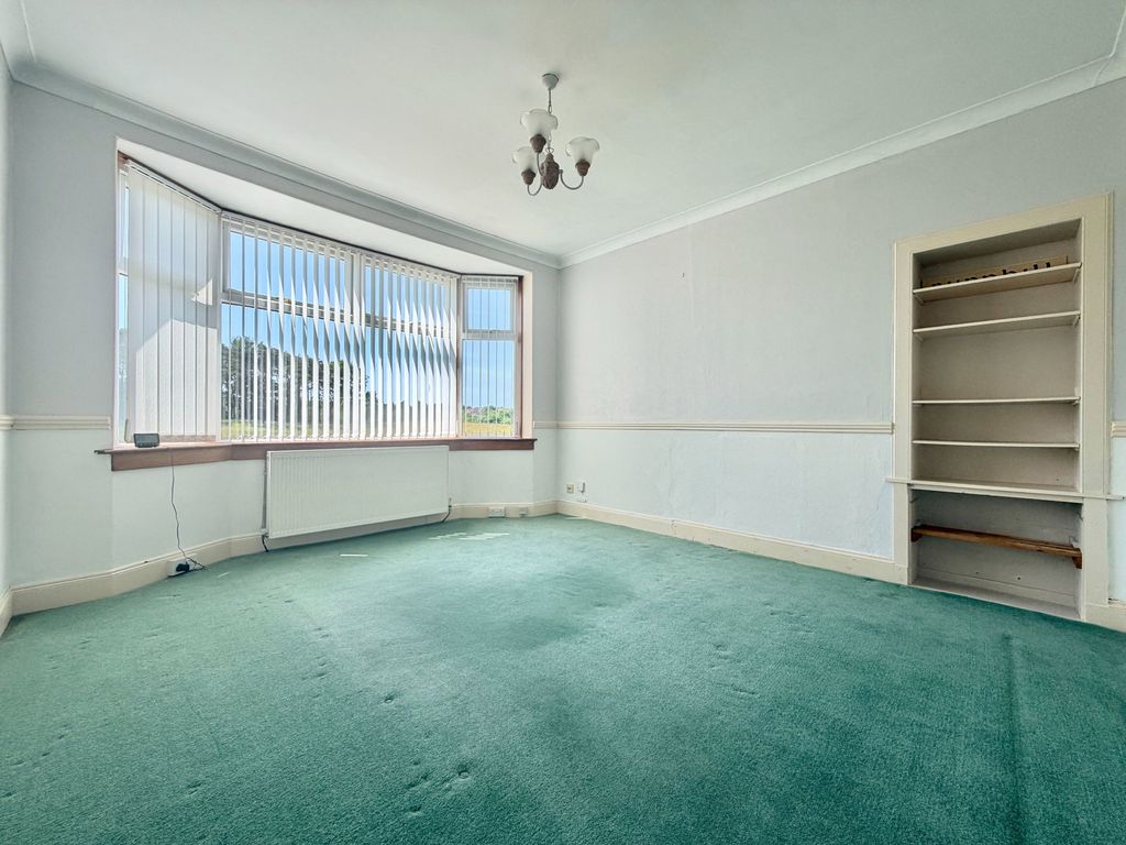 Property photo 3 of 26