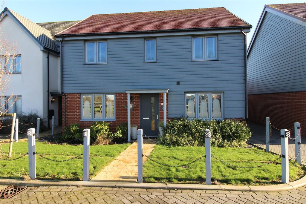 Property photo 1 of 23 Exterior