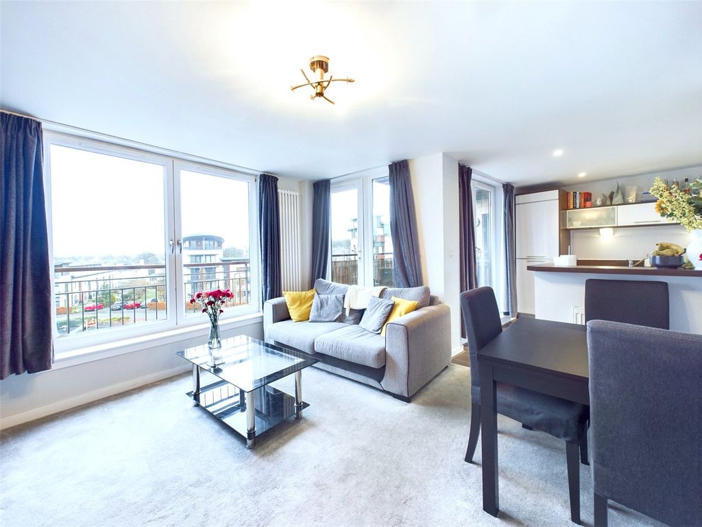 Property photo 2 of 23 Picture No. 39