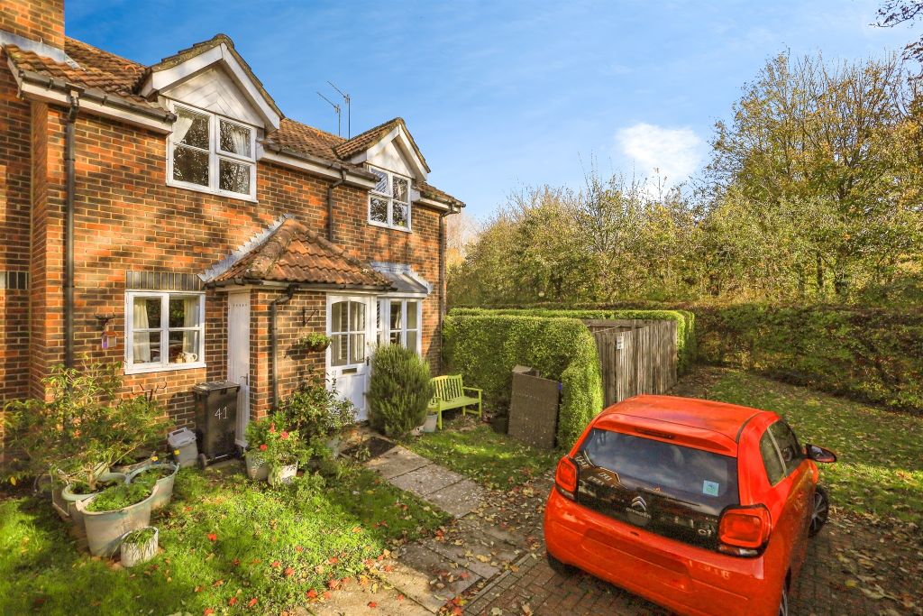 Property photo 1 of 11