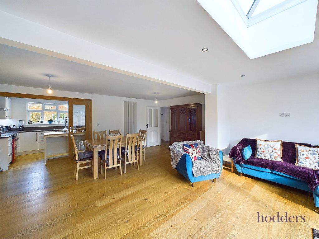 Property photo 1 of 29 Picture No. 27