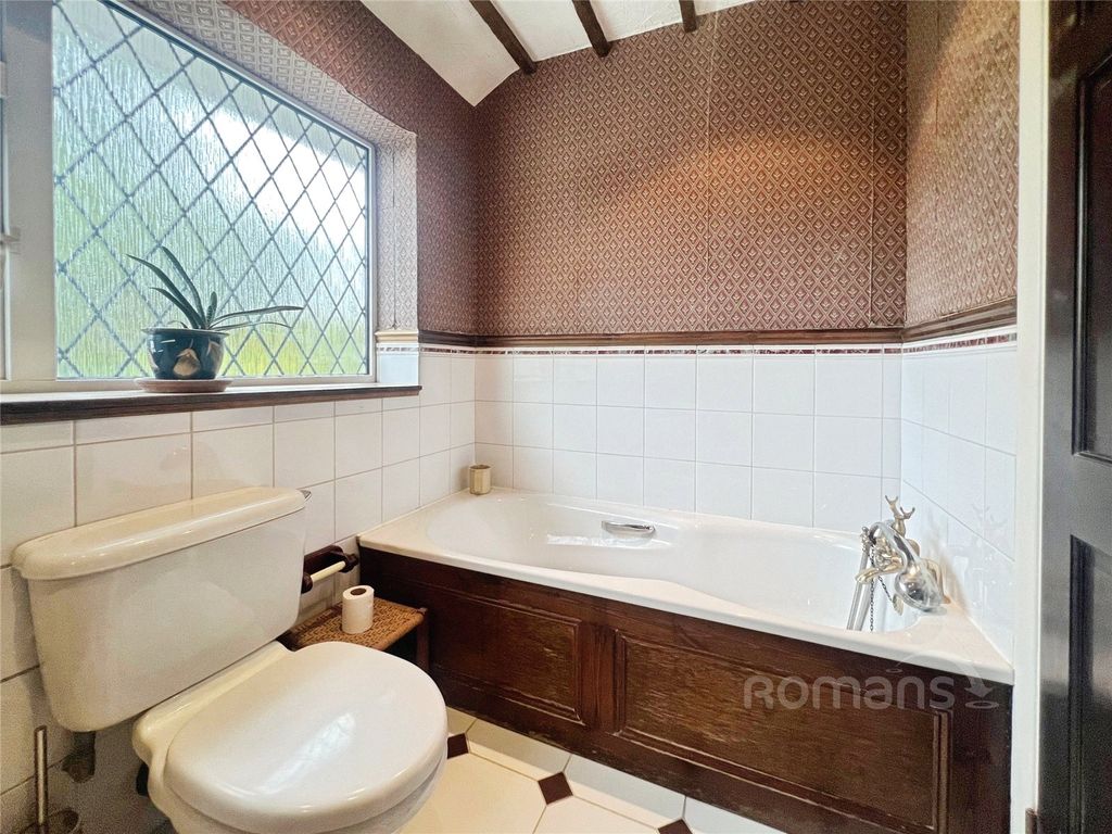 Additional image 12 of 4 bed detached house for saleWinton Road, Aldershot, Hampshire GU11