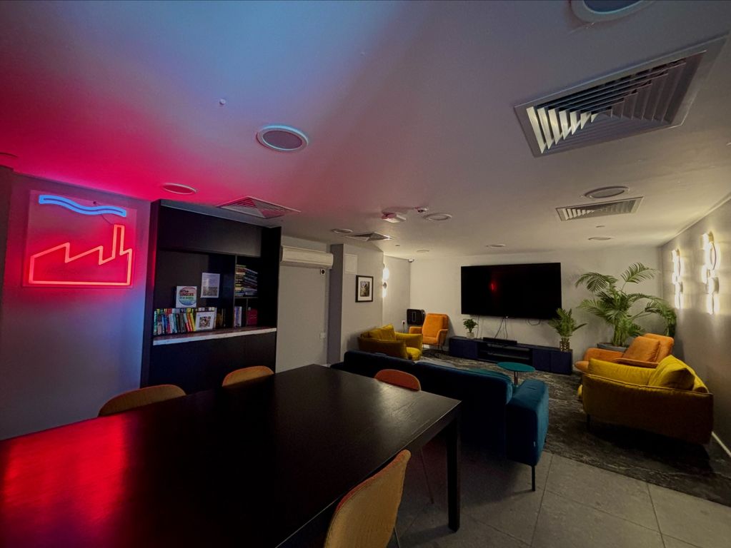 Property photo 3 of 21 Processed-6526D345-1828-411A-B305-B385410Cb31D