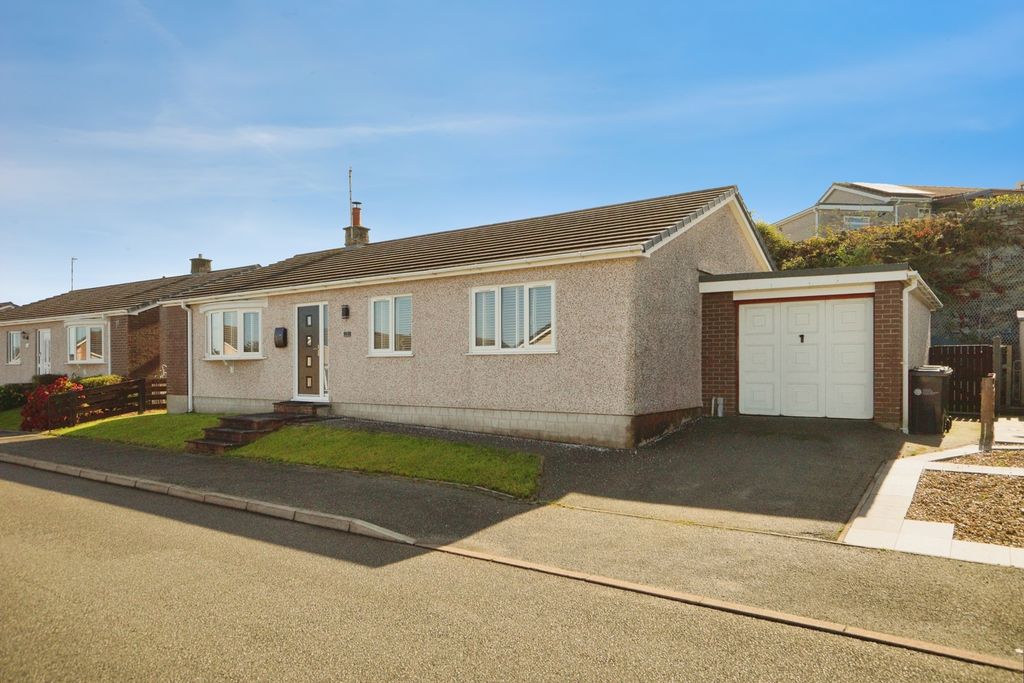 Property photo 1 of 16 Pbox-Img.Jpg