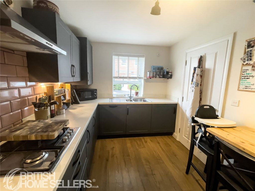 Property photo 2 of 16 Picture No. 04