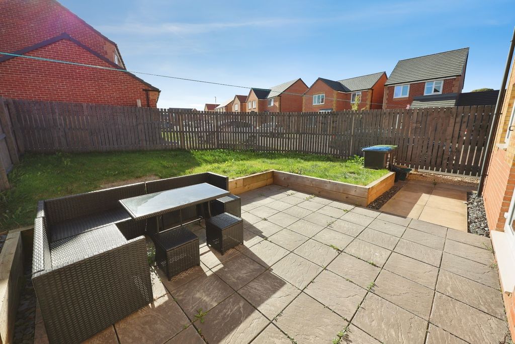 Property photo 3 of 16 Pbox-Img.Jpg