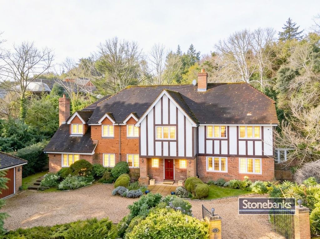 Property photo 2 of 21 Untitled Design - 12.Png