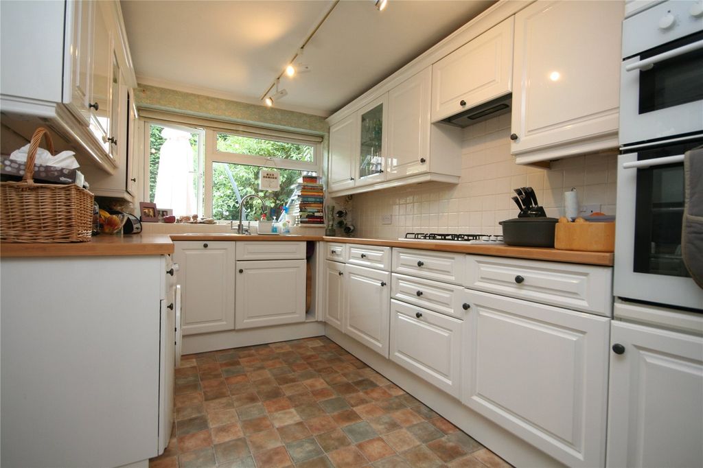 Property photo 3 of 12 Picture No. 21