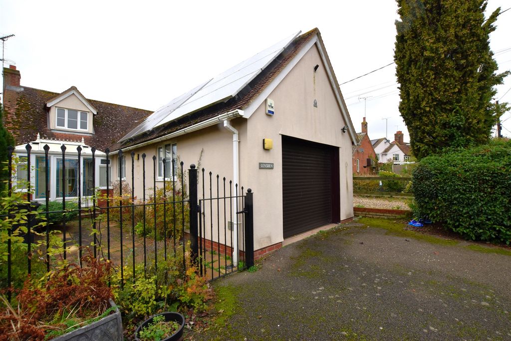 Property photo 1 of 17