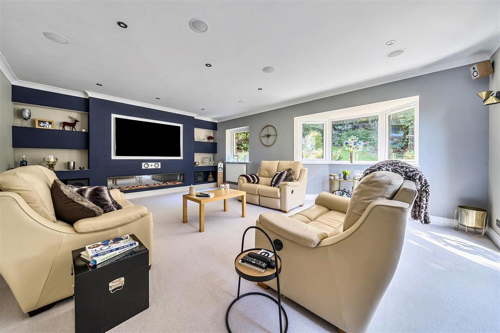 Property photo 3 of 36 Reception Room