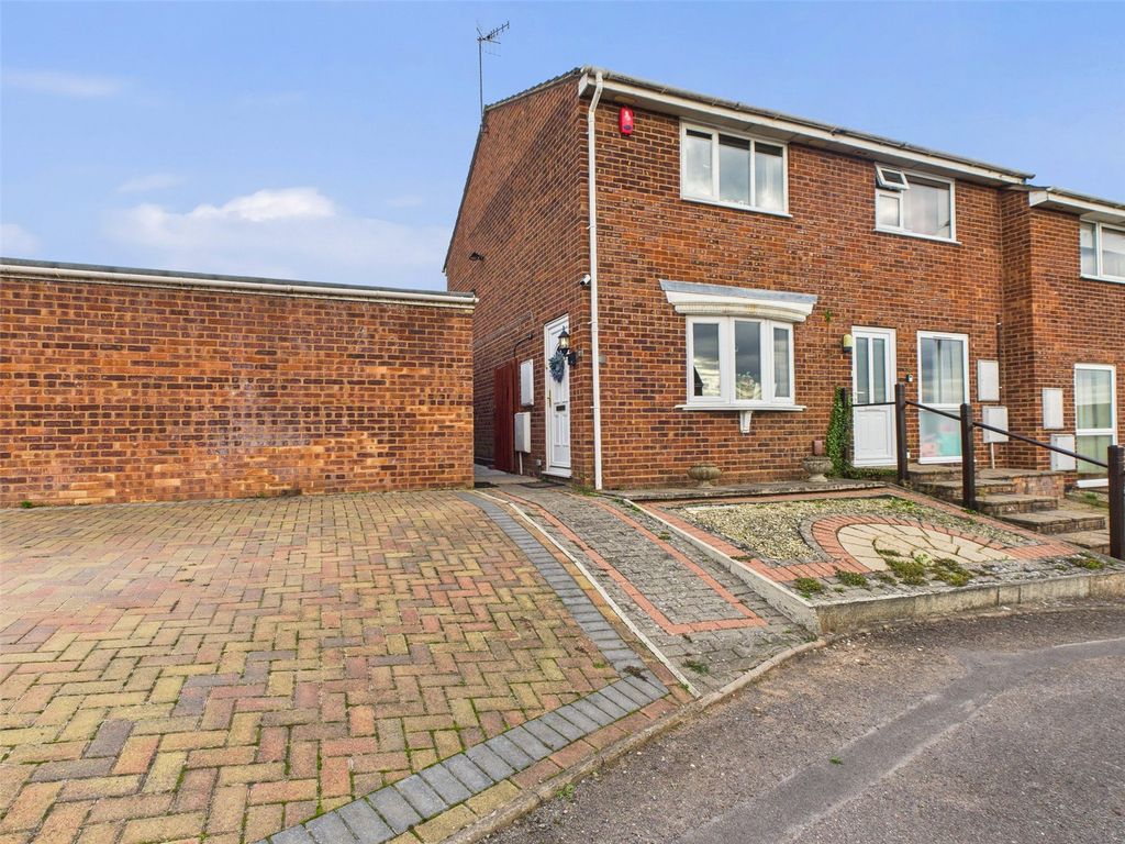 Property photo 1 of 21 Picture No. 32