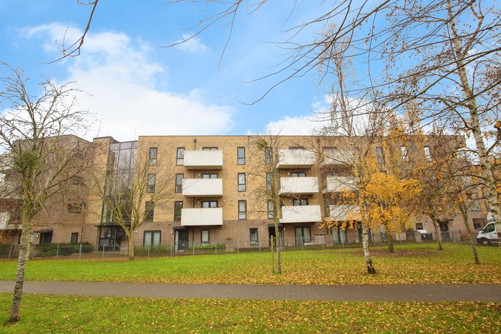 Property photo 1 of 10