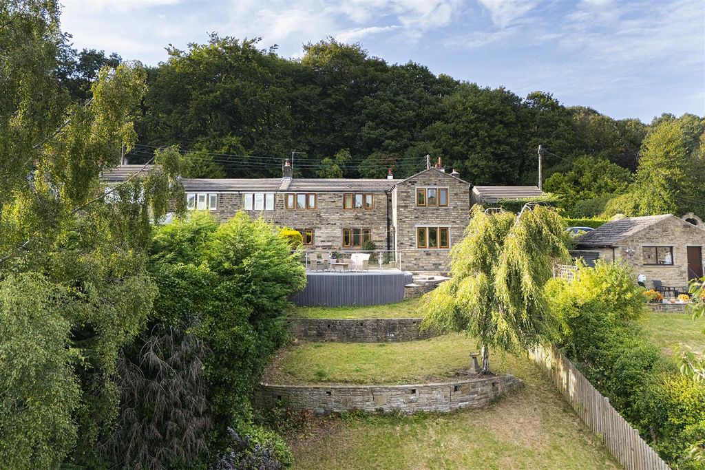 Property photo 1 of 46