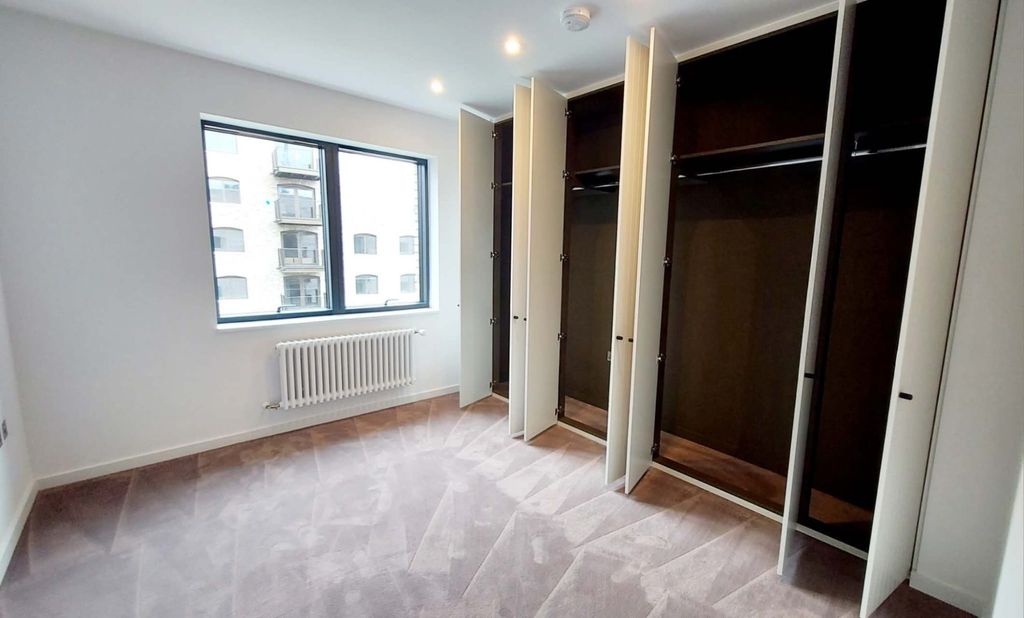 Property photo 3 of 22