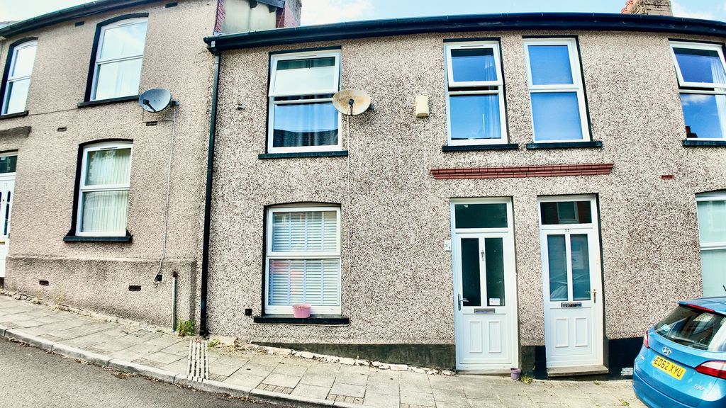 Property photo 1 of 20