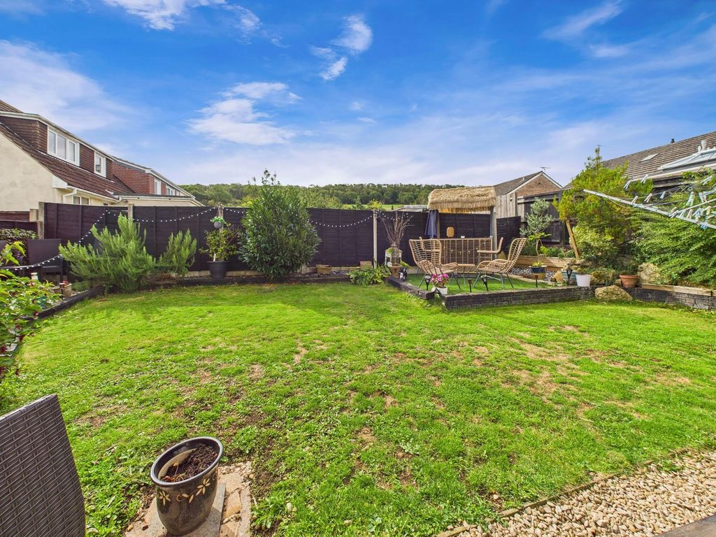 Property photo 2 of 26