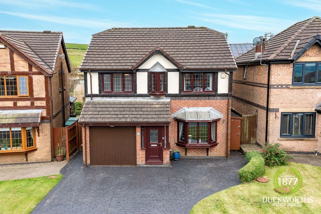Property photo 1 of 39