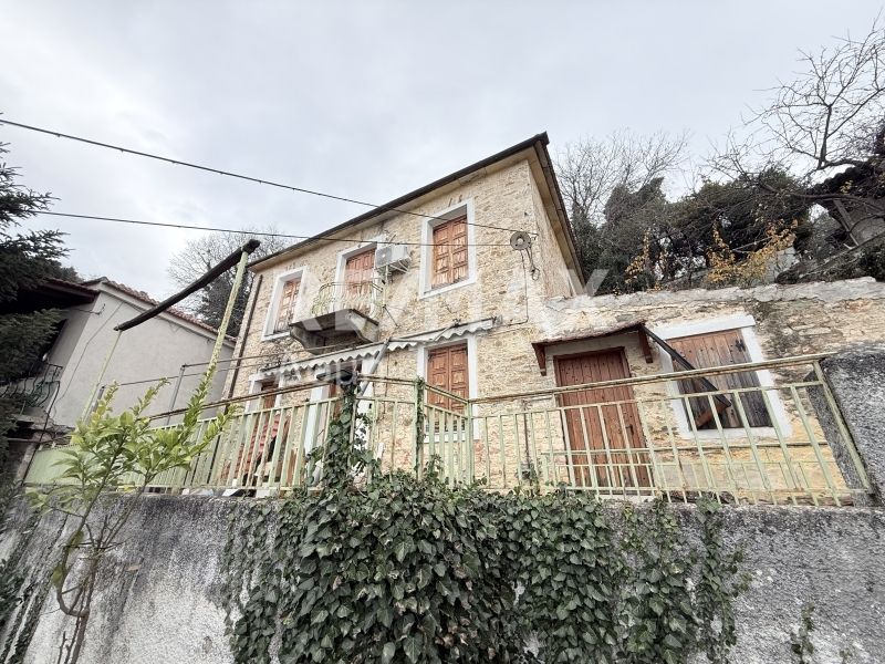 Property photo 3 of 34