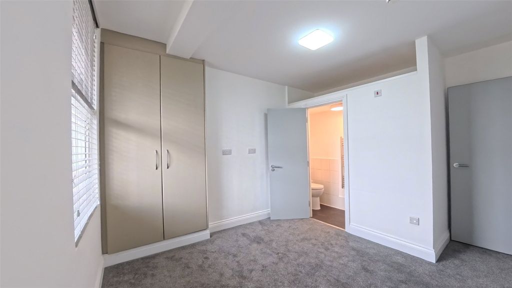 Property photo 2 of 4 Picture No. 02