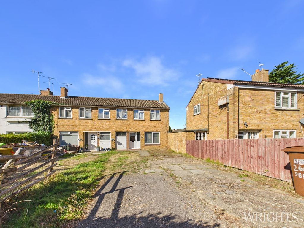 Property photo 1 of 15 Front