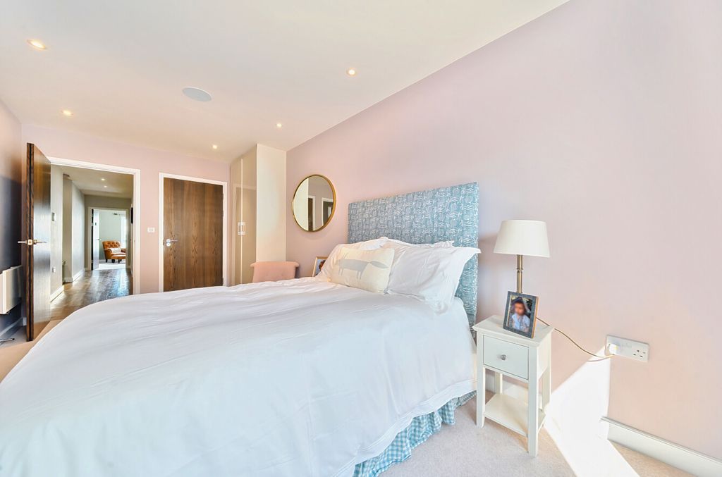 Property photo 2 of 14 9-16-6822431c729d...