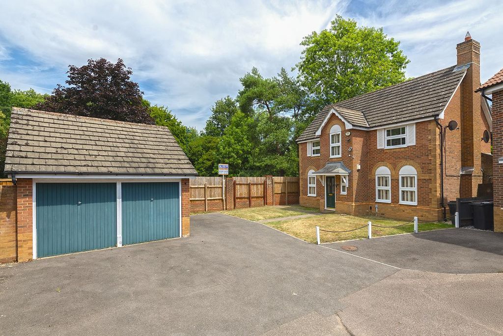 Property photo 1 of 16 18Chestnut01.Jpg