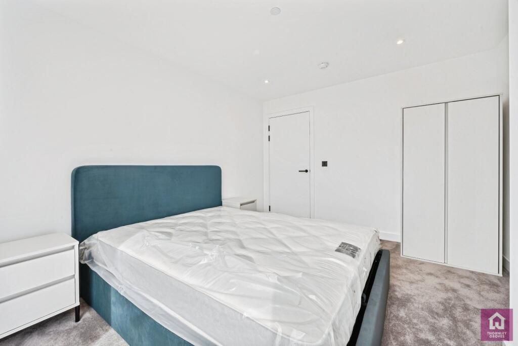 Property photo 3 of 6 Battersea 3 .Jpeg