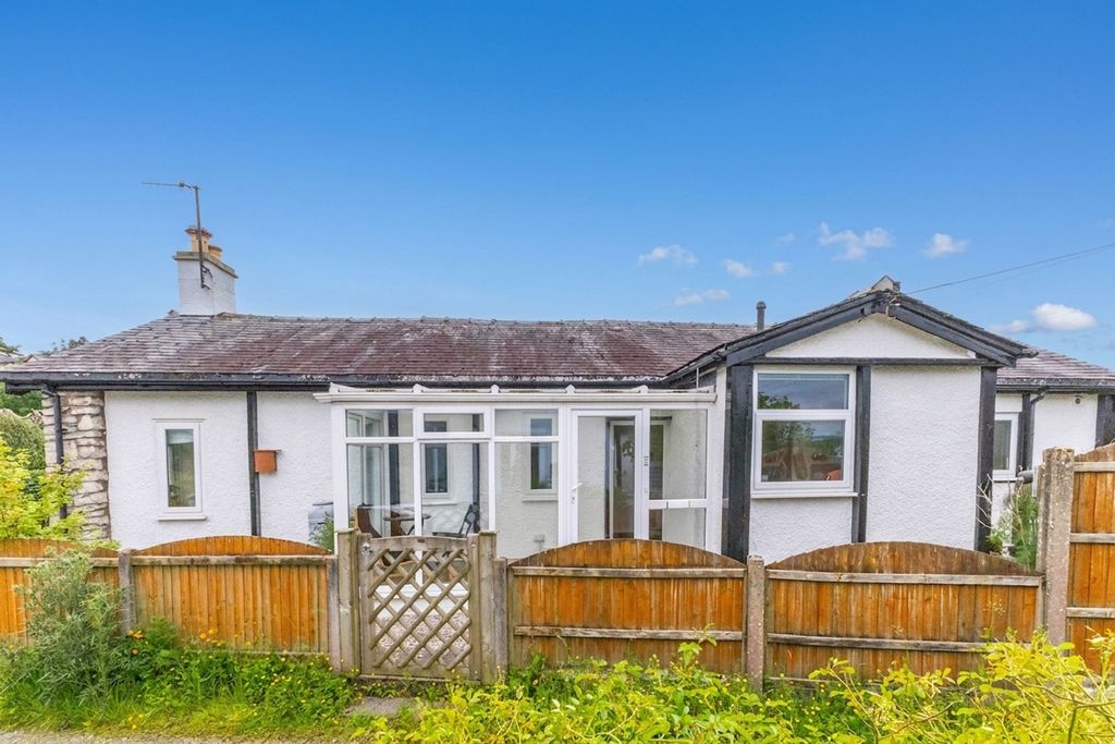 Property photo 1 of 31