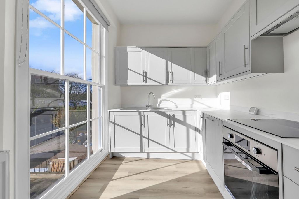 Property photo 1 of 15 d.Jpg