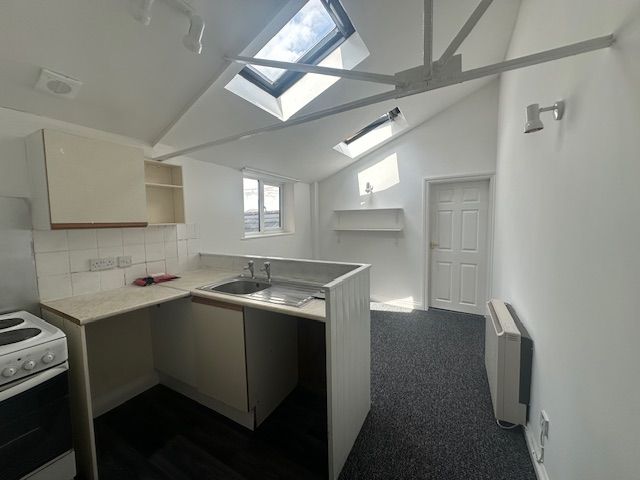 Property photo 2 of 16 Image