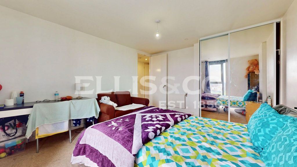 Property photo 3 of 19 Picture No. 20