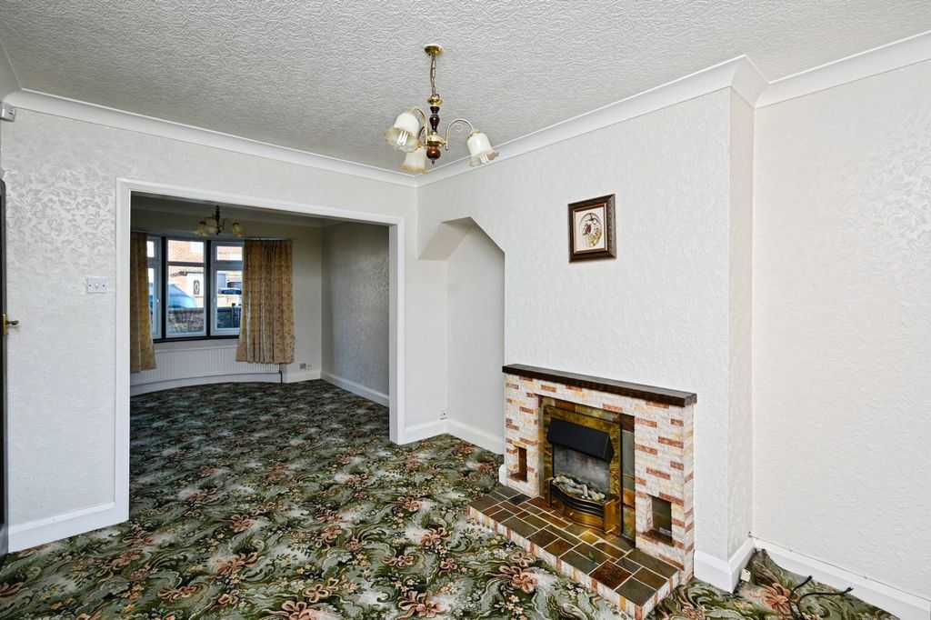 Property photo 2 of 15 Pbox-Img.Jpg